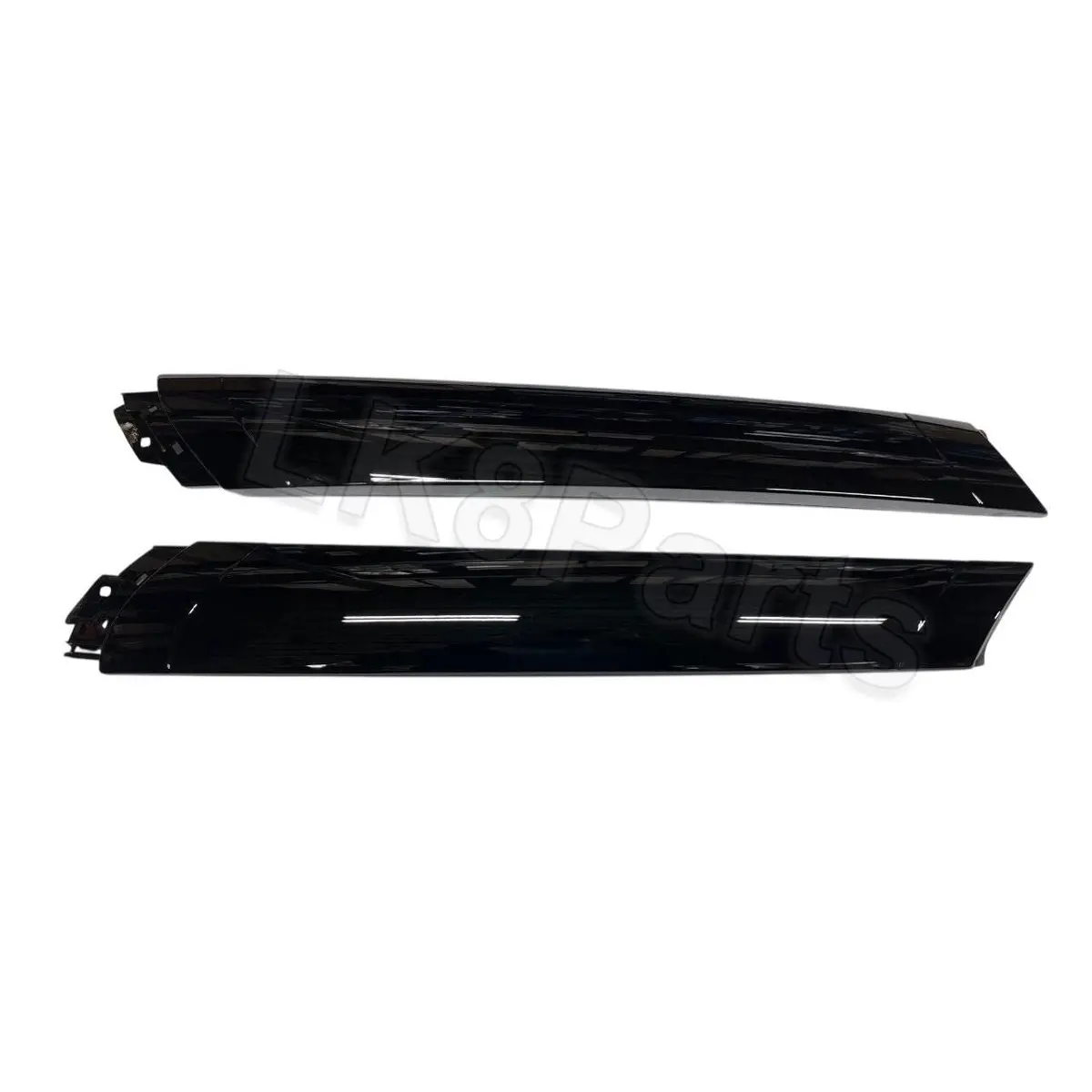 Gloss Black L663 A-Pillar Trim Kit 1