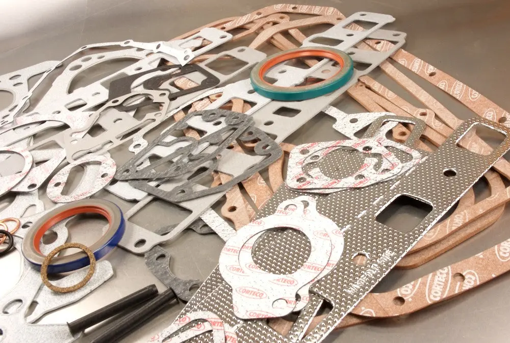 Engine Gasket Set - Complete 1