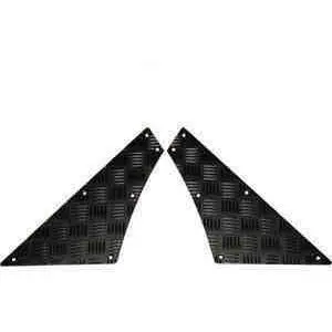 Mammouth Defender 110 Rear Quarter Chequer Plates Black 1