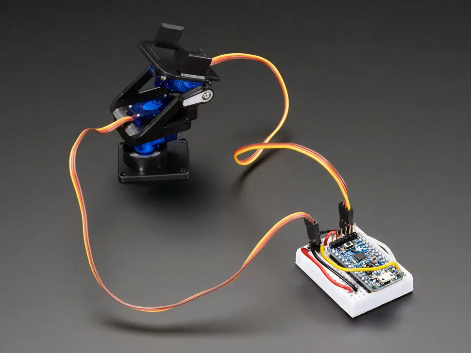 Adafruit Pro Trinket - 5V 16Mhz 1