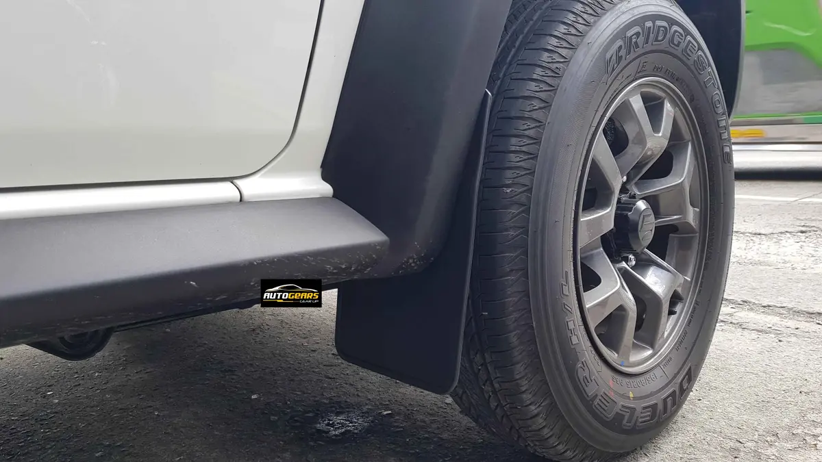 Suzuki Jimny (2024 - 2026) 5-Door Mudguards | Mud Flap 1