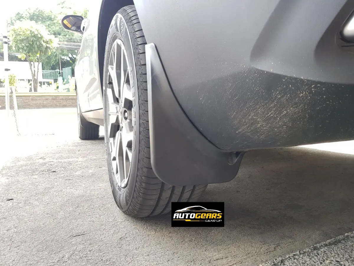 Kia Seltos (2019 - 2023) Mudguards 1