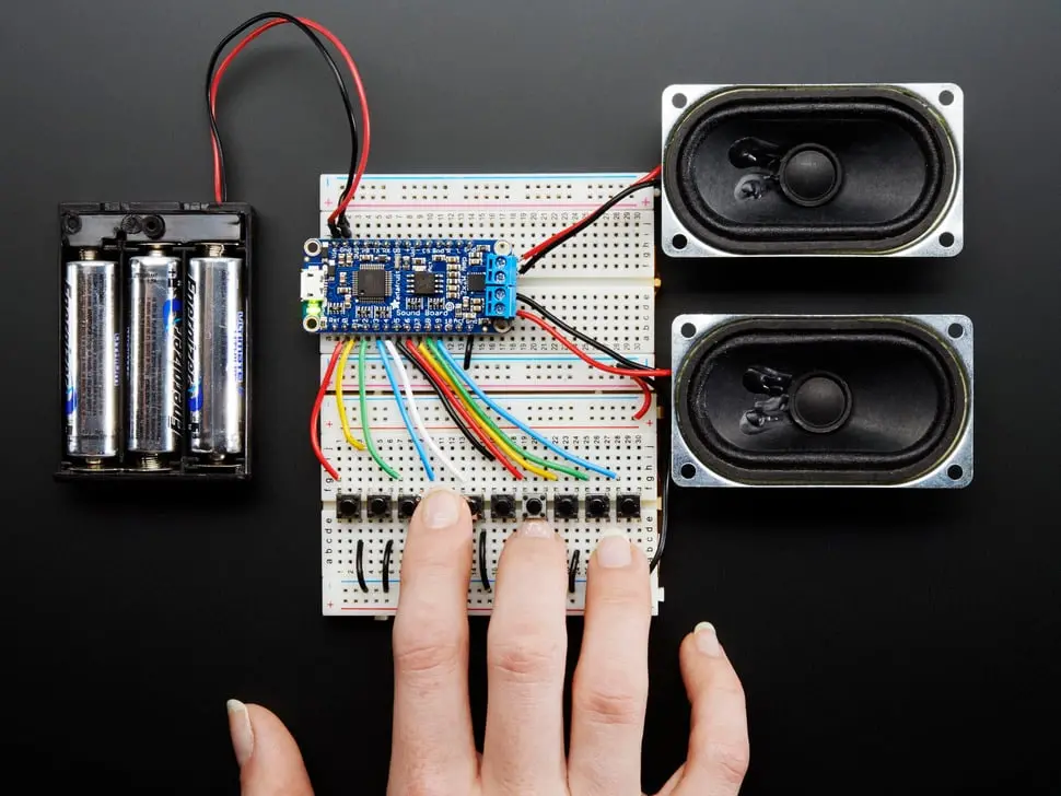 Adafruit Audio Fx Sound Board + 2X2w Amplifier - Wav/Ogg Trigger - 16Mb 1