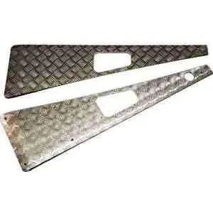 Mammouth D90/110 Uncoated Chequer Plate Wing Top Protector - No Hole 2