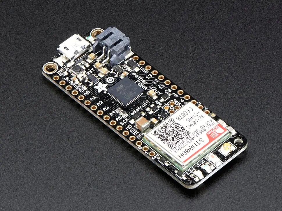 Adafruit Feather 32U4 Fona 1