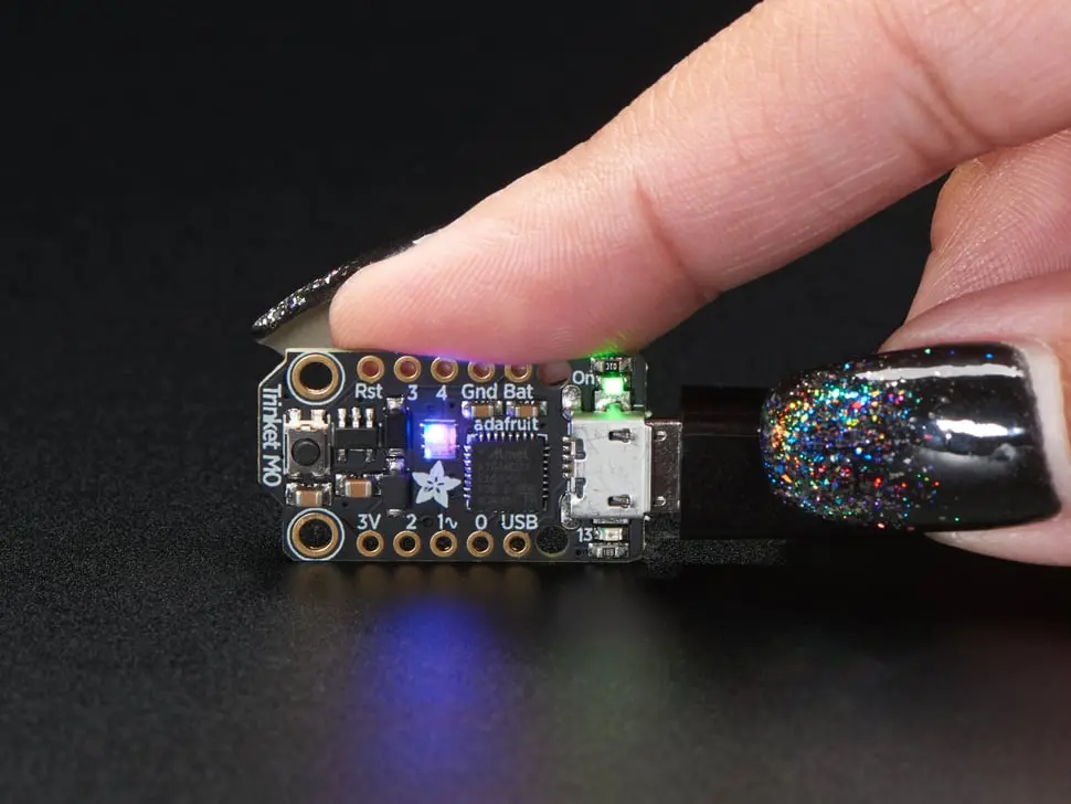 Adafruit Trinket M0 - For Use With Circuitpython & Arduino Ide 1