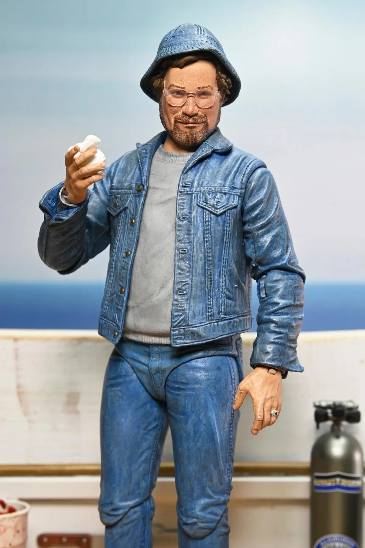 Neca Jaws Ultimate Matt Hooper (Amity Arrival) 7” Figure 1