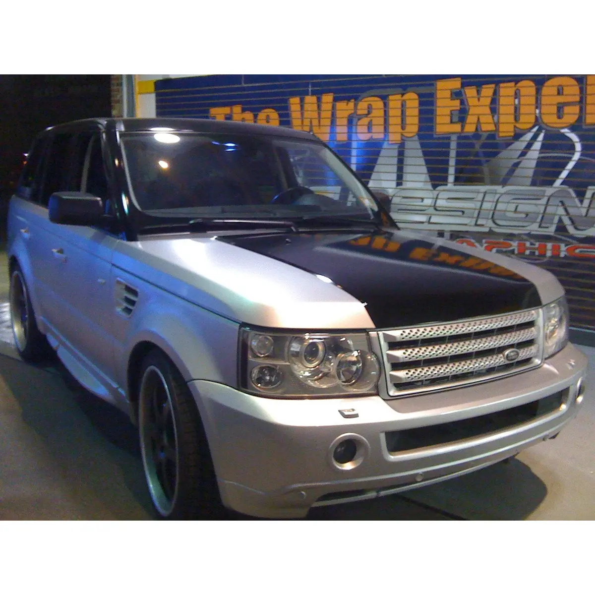 Range Rover Sport Hood Blackout 1