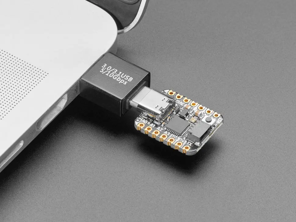 Usb-A Plug To Usb-C Plug Adapter 1