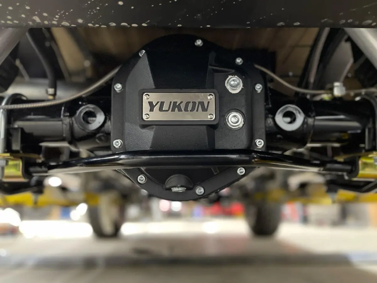 Complete Dana 44 Rear Axle - Scout Ii 1