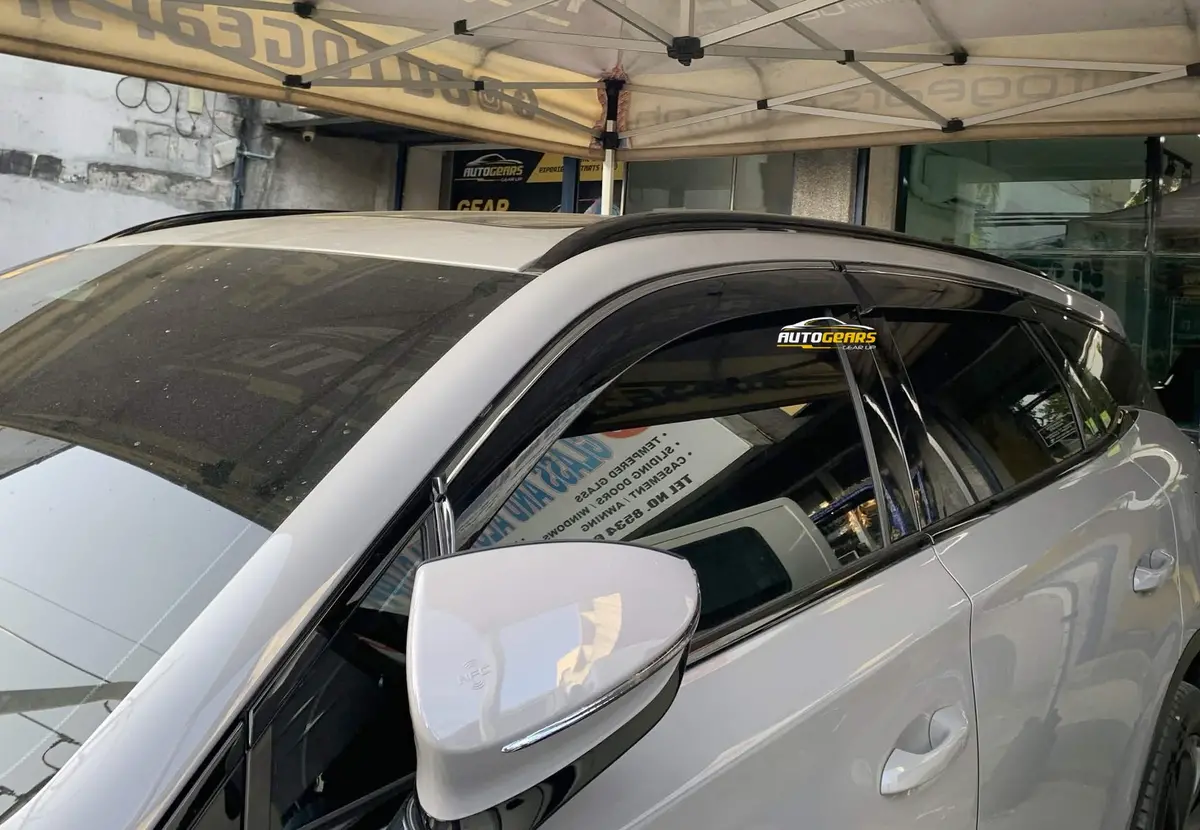 Byd Tang Dm-I (2025 - 2026) Rain Visor With Chrome Trim 1