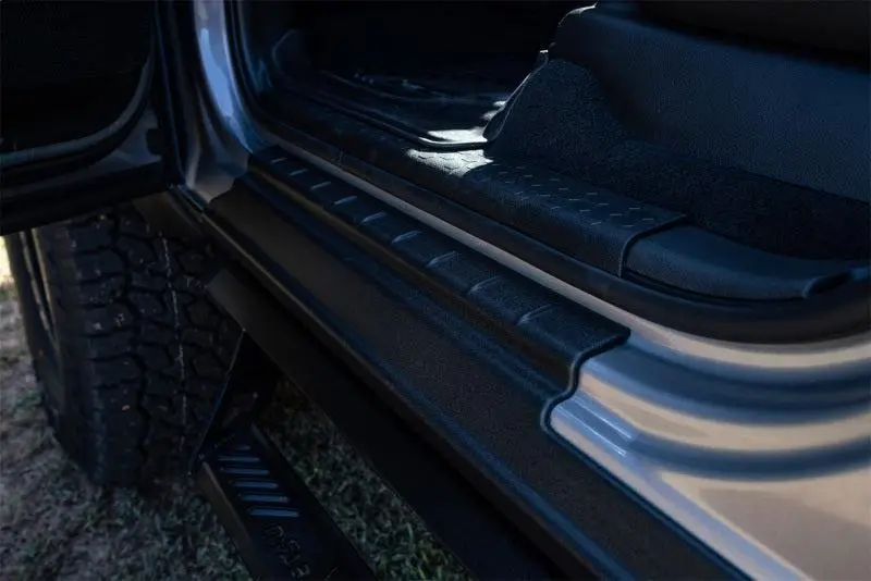 Bushwacker 2021 Ford Bronco 2 Door Trail Armor Rocker Panel - Black 1
