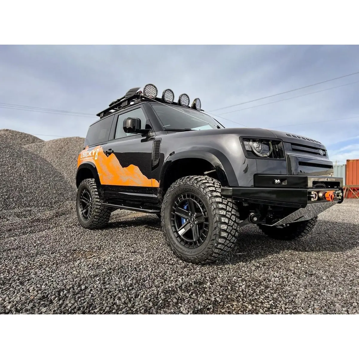 Proud Rhino Rock Sliders – Heavy-Duty Frame-Mounted Protection For Land Rover Defender 90 L663 (2020–Present) 1