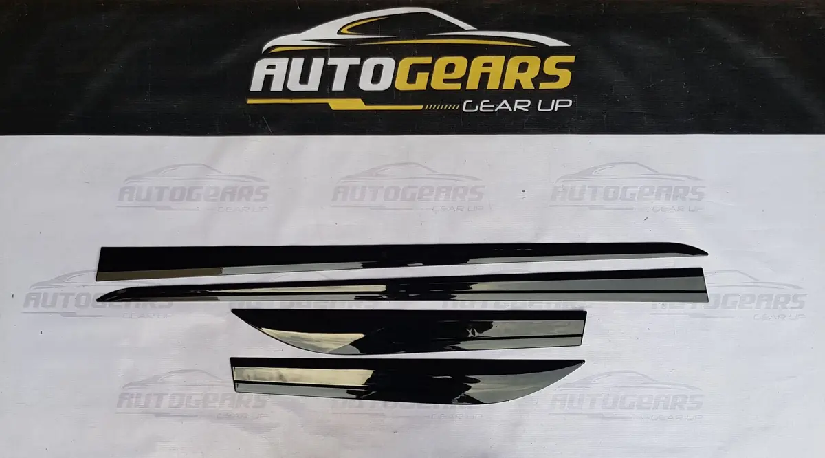 Honda Civic 11Th Gen Fe (2022 - 2026) Side Moulding Trim 1