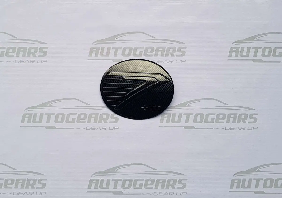 Subaru Crosstrek (2023 - 2026) Gas Tank Cover Carbon 1