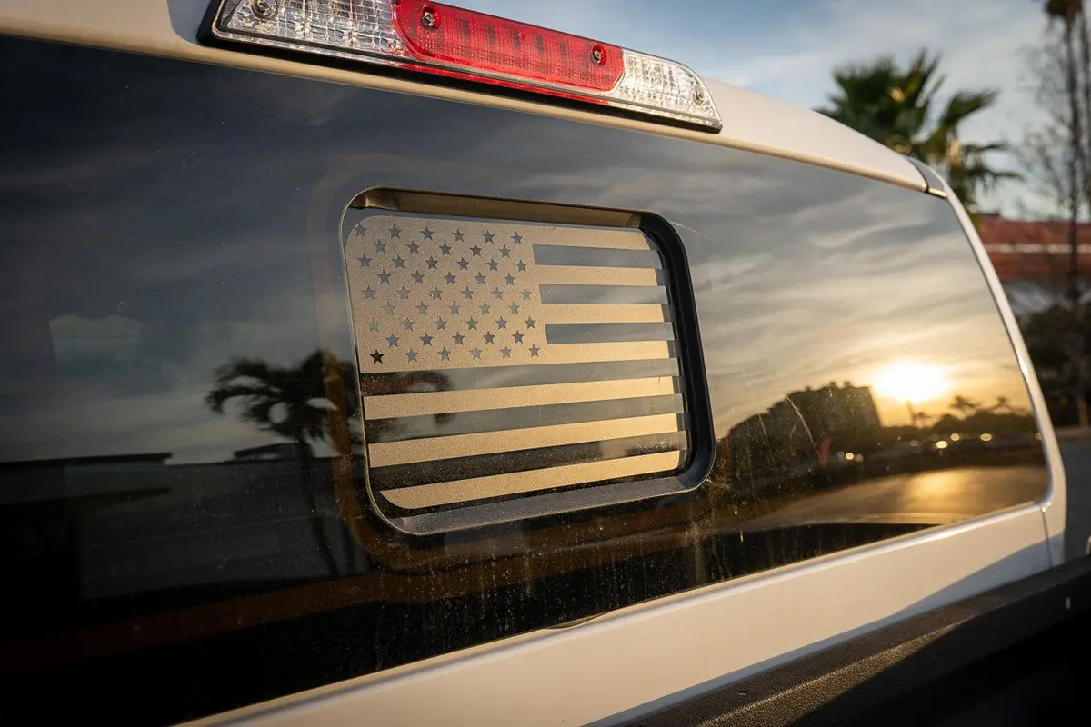 Stickerfab American Flag Rear Window Overlay - 2024+ Ranger (Raptor) W/ Small Center Rear Window 1
