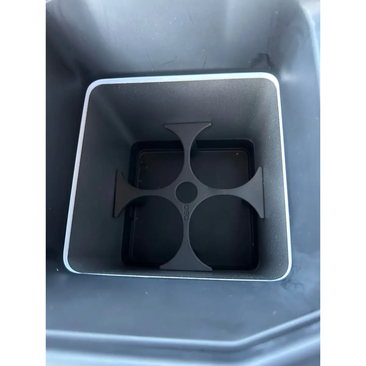 Fridge Divider - For Standard Cans & Bottles 1
