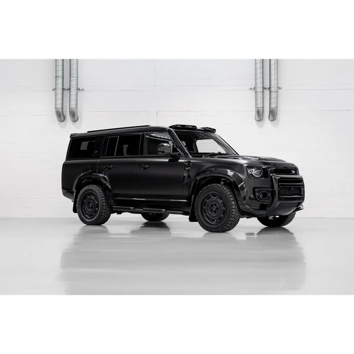 Urban Defender Chequer Plate Side Step 1