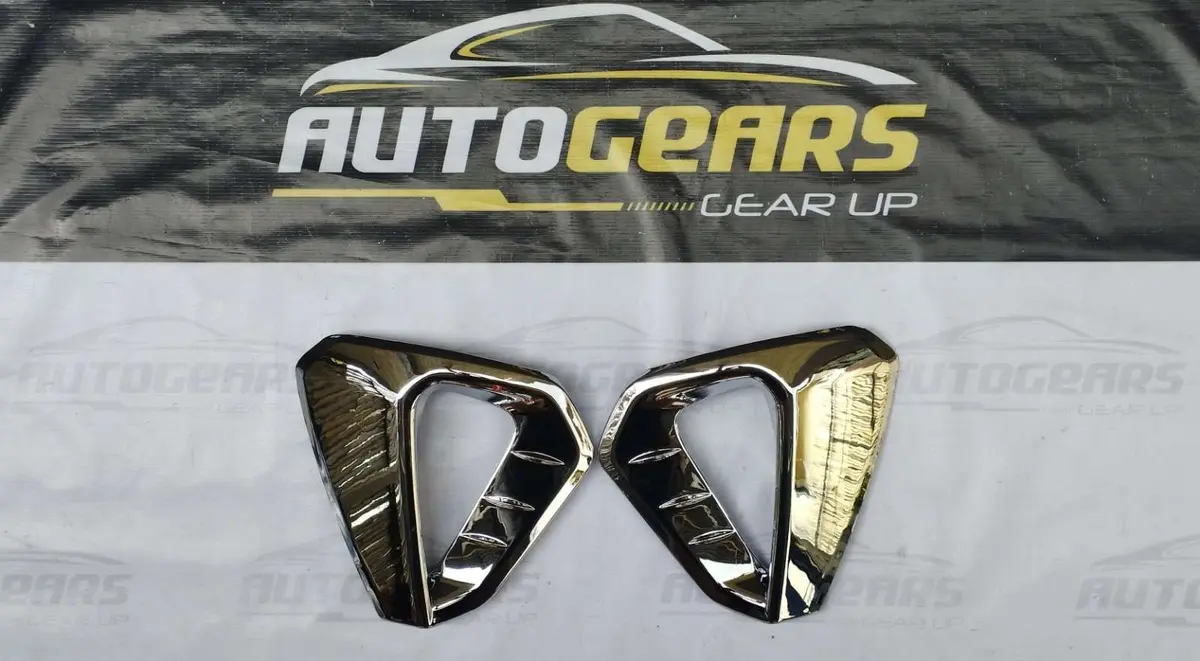 Toyota Innova (2021 - 2026) Foglight Cover Chrome 1