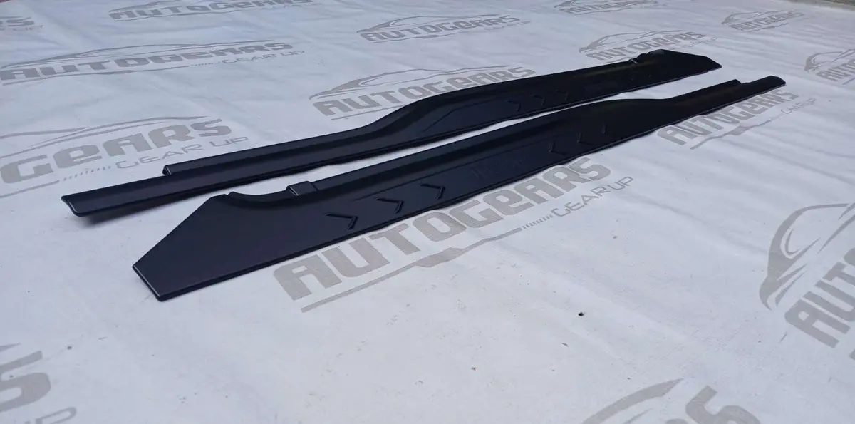 Suzuki Jimny (2019 - 2026) 3-Door Lower Window Trim Black 1