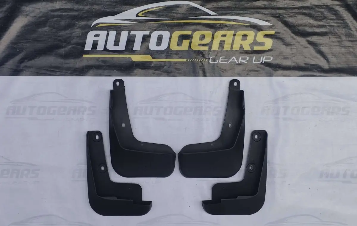 Nissan Livina (2022 - 2026) Mudguards 1