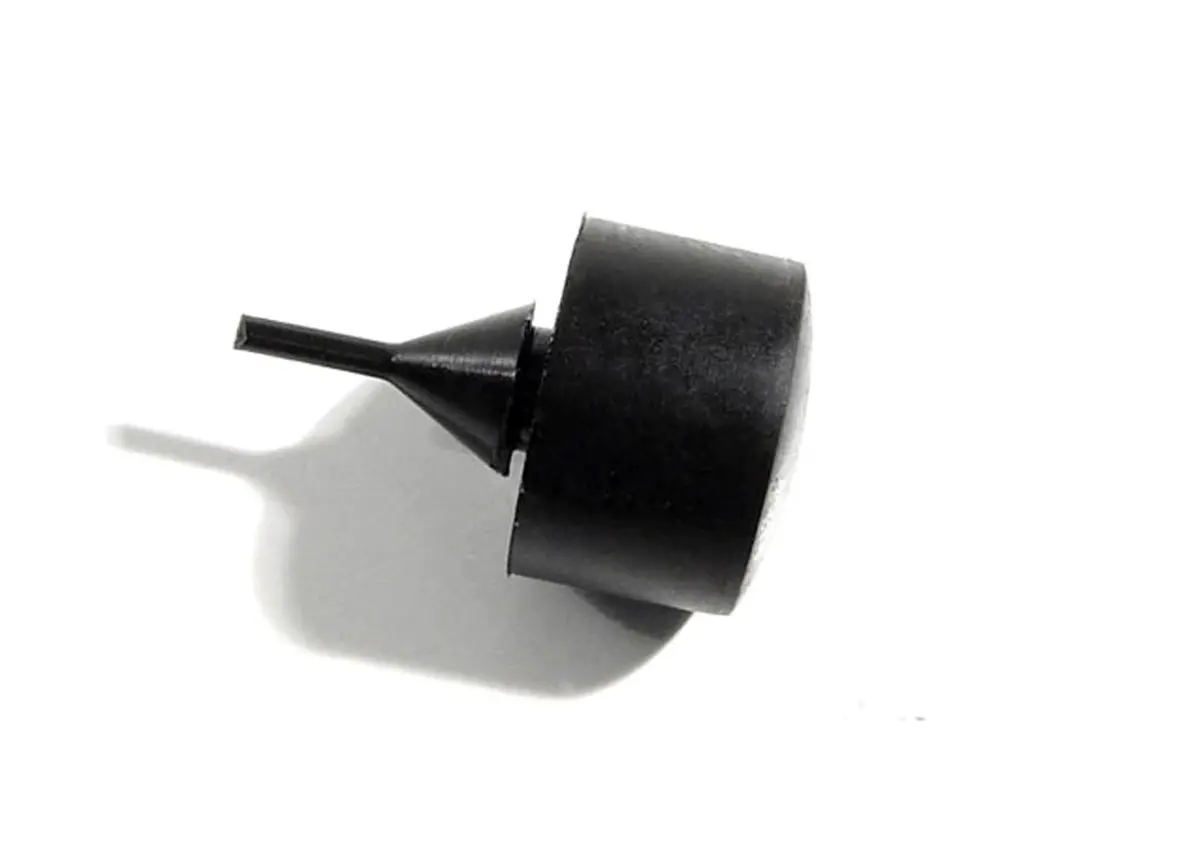 Tailgate, Clutch Pedal And Passenger Seat Bumper 1