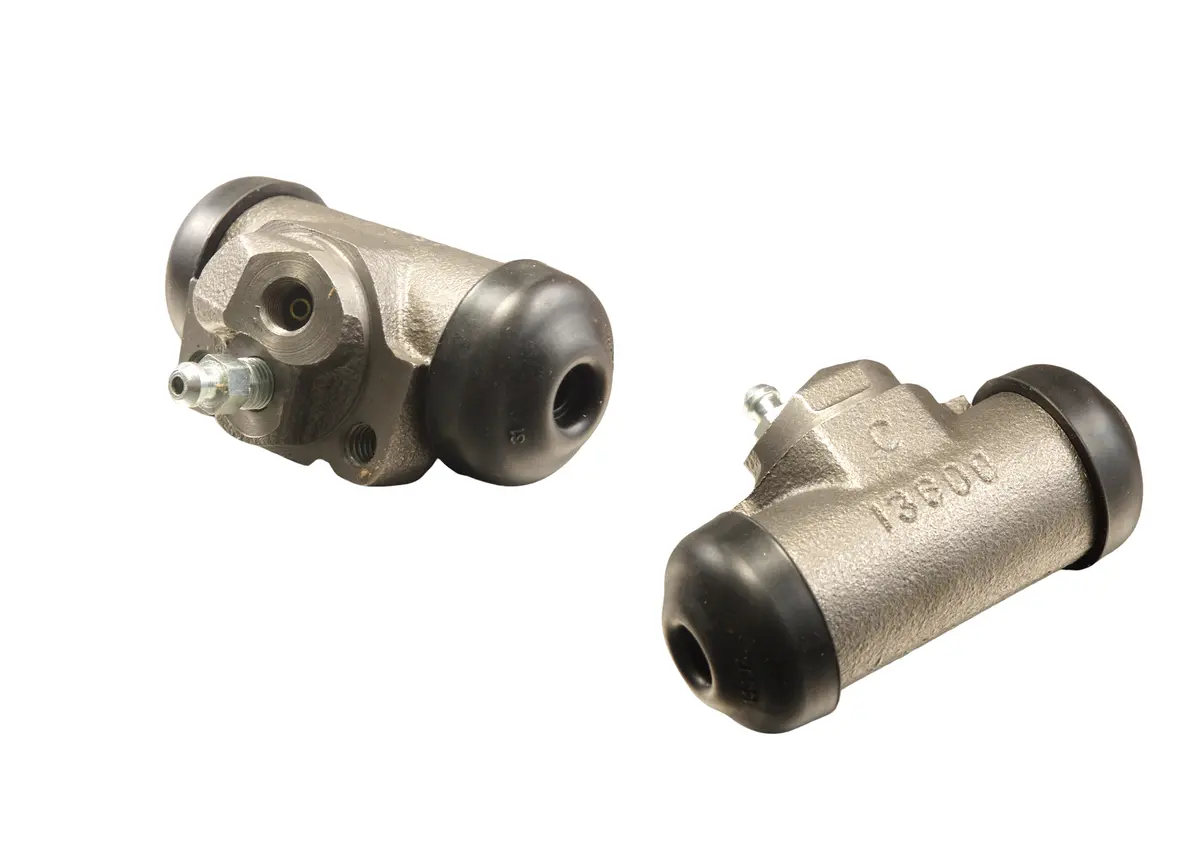 Rear Drum Brake Wheel Cylinders - Scout Ii 1