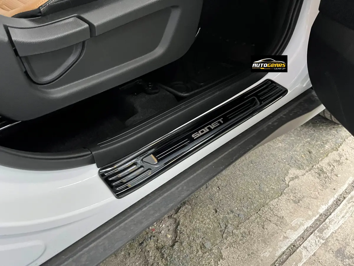 Kia Sonet (2024 - 2026) Step Sills 1