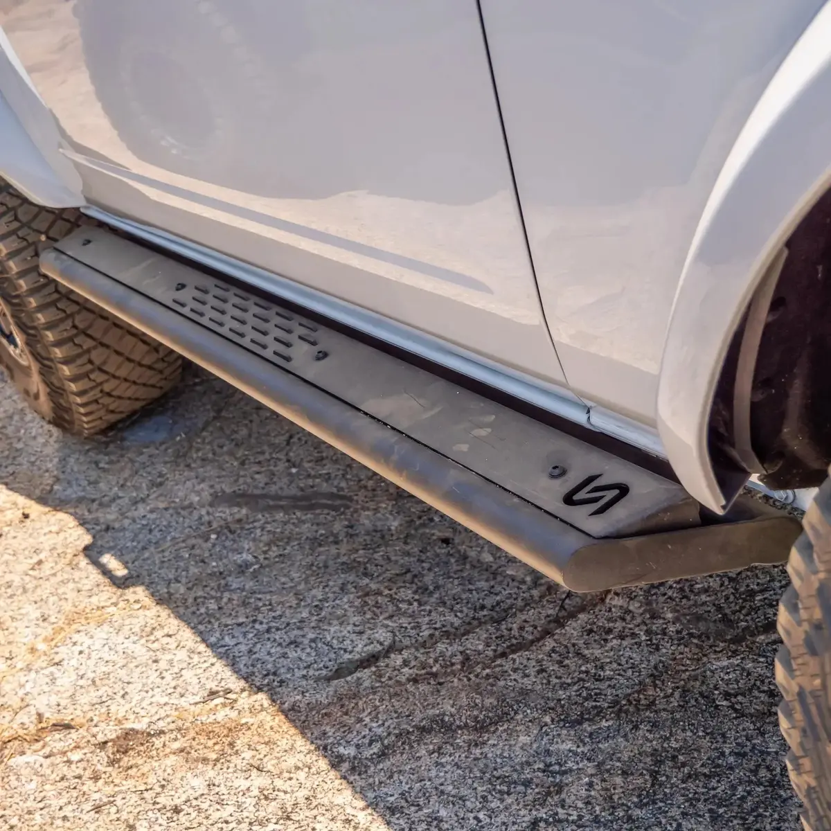 Turn Offroad 2-Door Step-Slider For  2021+ Ford Bronco  | St1-M2 1