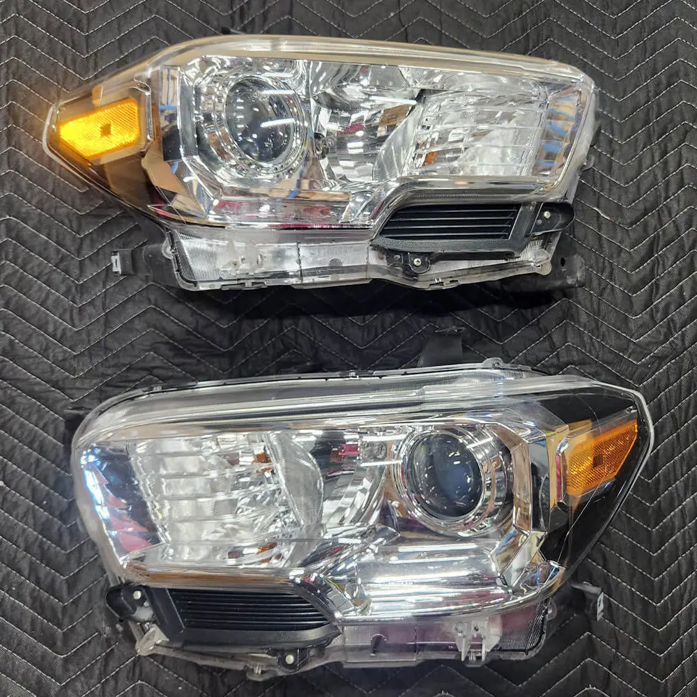 [Open Box] 2016-2023 Toyota Tacoma Oem Headlights 1