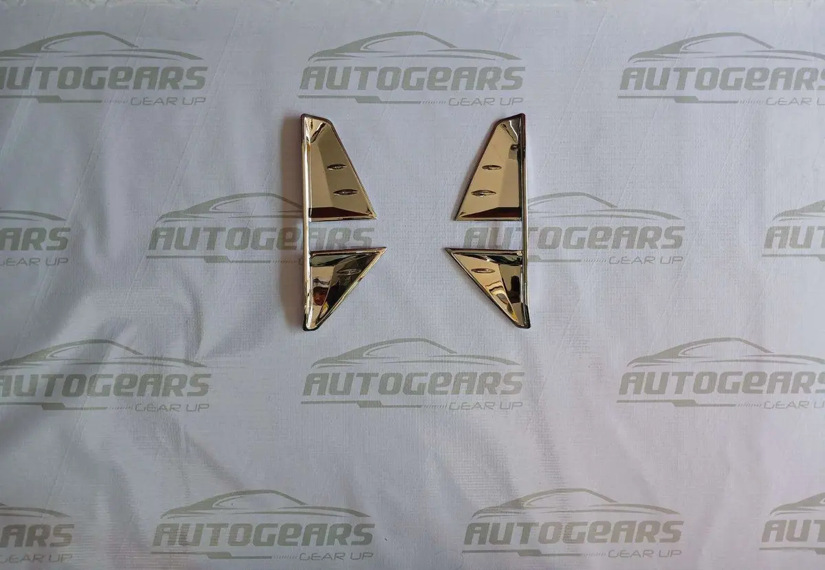 Toyota Avanza (2022 - 2026) Rear Reflector Cover Chrome 1