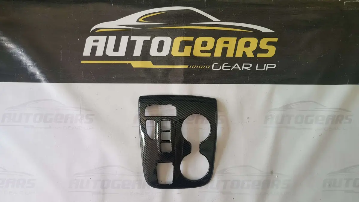 Hyundai Tucson (2023 - 2026) Gear Switch Cover 1