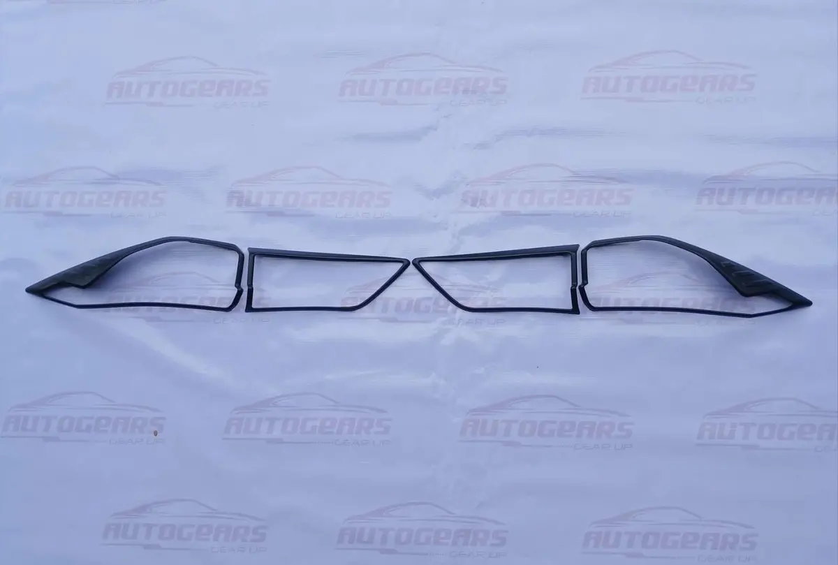 Toyota Yaris Cross (2023 - 2026) Headlight And Tail Light Cover Matte Black 3