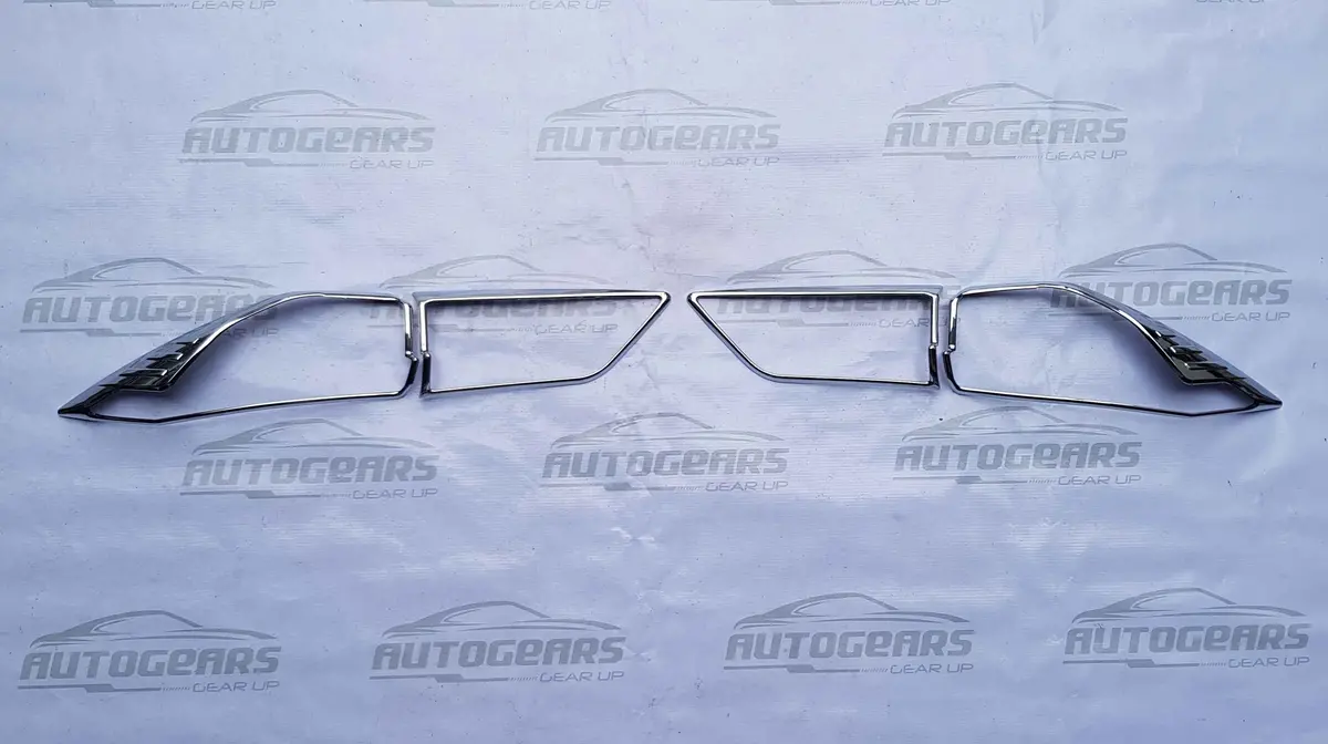 Toyota Yaris Cross (2022 - 2026) Headlight And Tail Light Cover Chrome 3