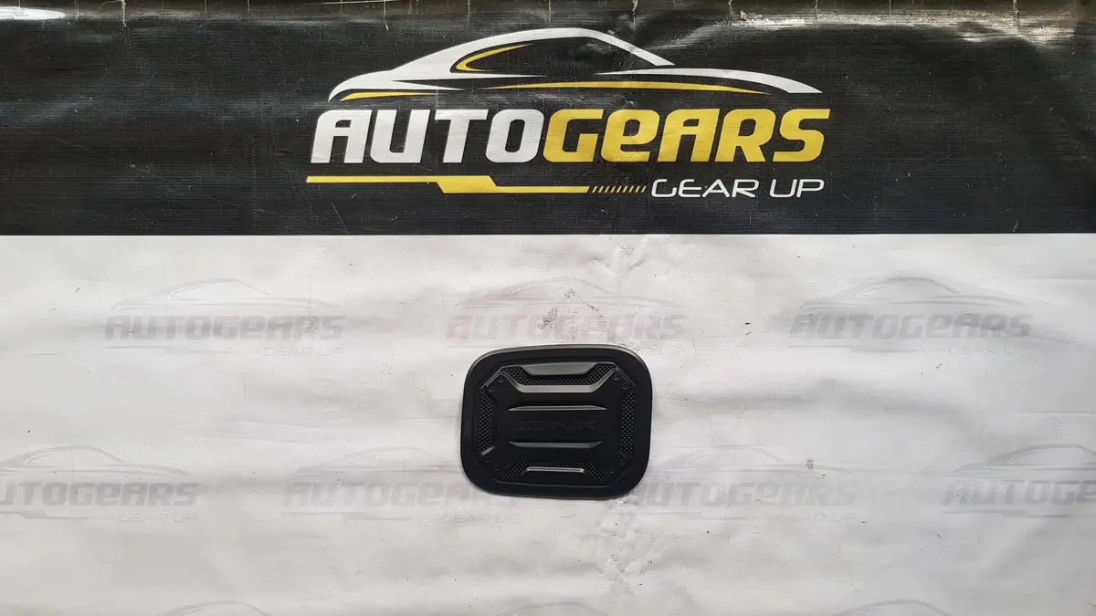 Toyota Zenix (2023 - 2026) Gas Tank Cover 1