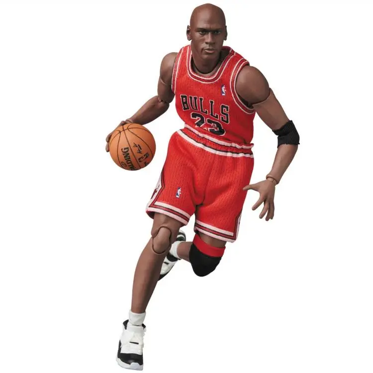 Mafex Michael Jordan No.100 6" Figure 1