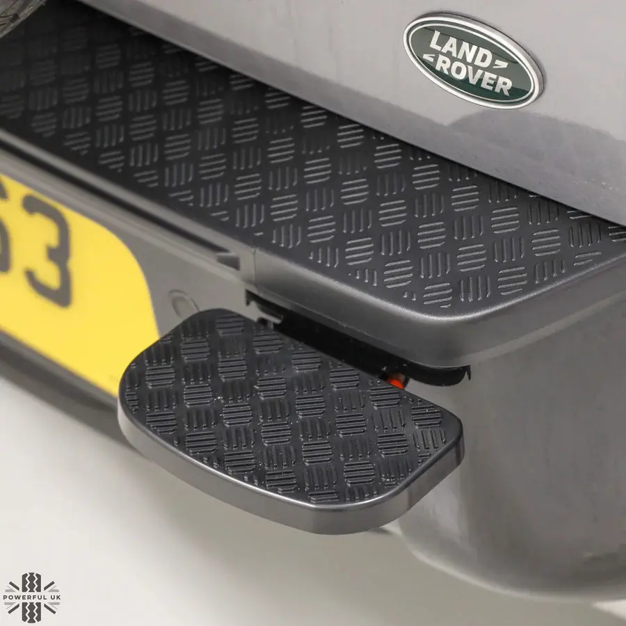 Rear Step Kit Tow870-Chq | Defender L663 With Chequer Plate 1