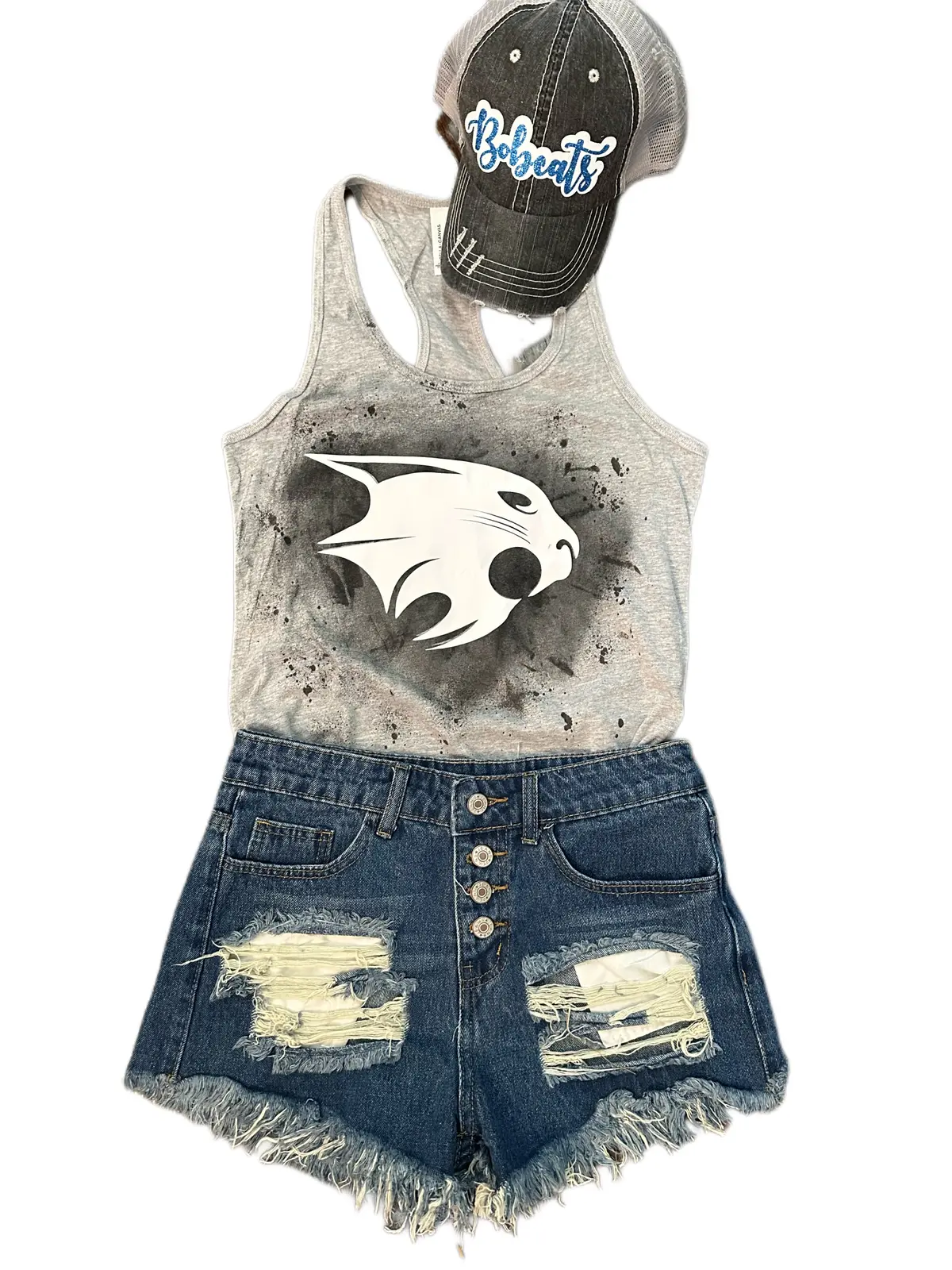 White Bobcat Head Tank 1