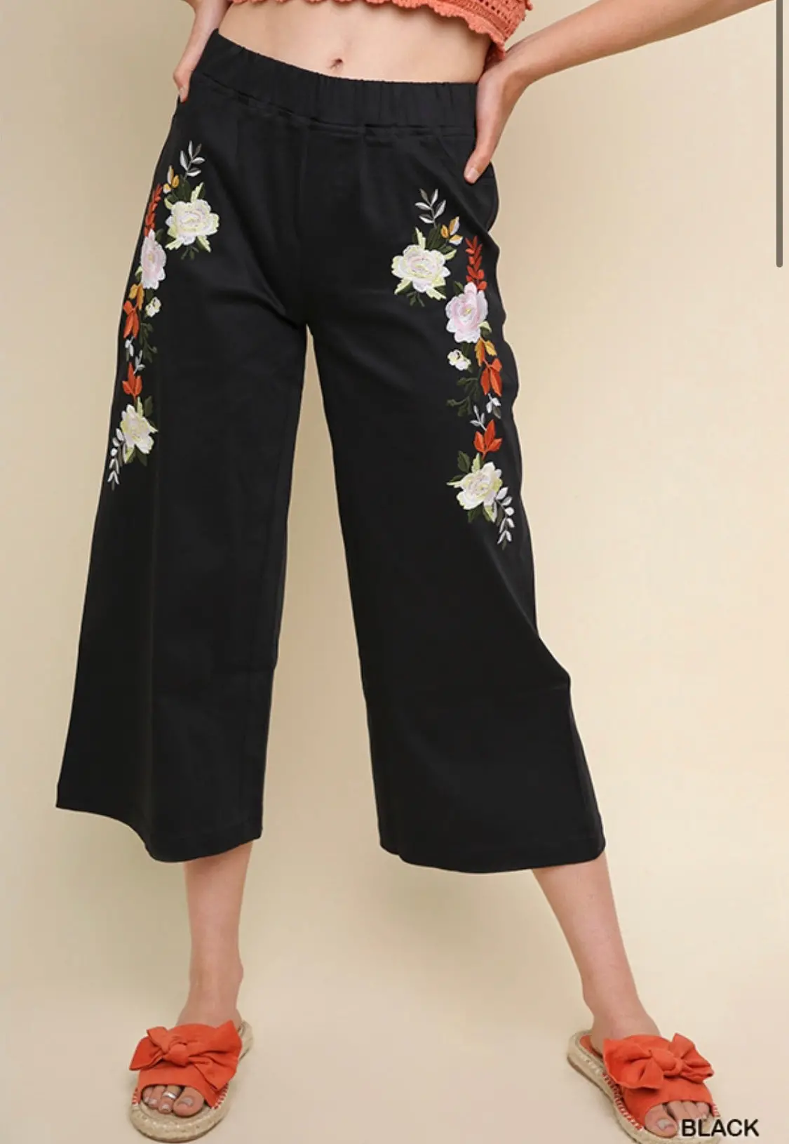 Floral Presley Capri Pants 1