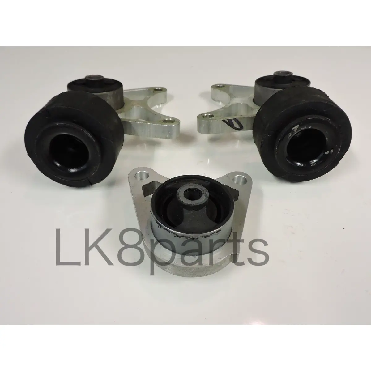Rear Differential Transmission Mounting Bracket Set X3 New 1