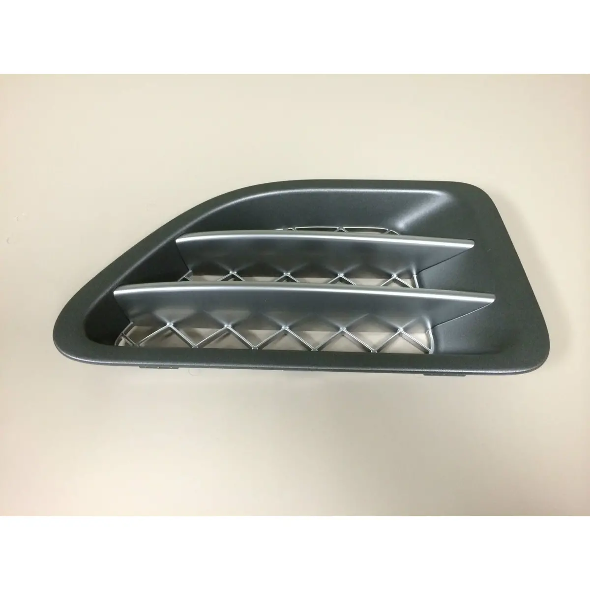 Front Fender Side Grille Vent Right Rh 1