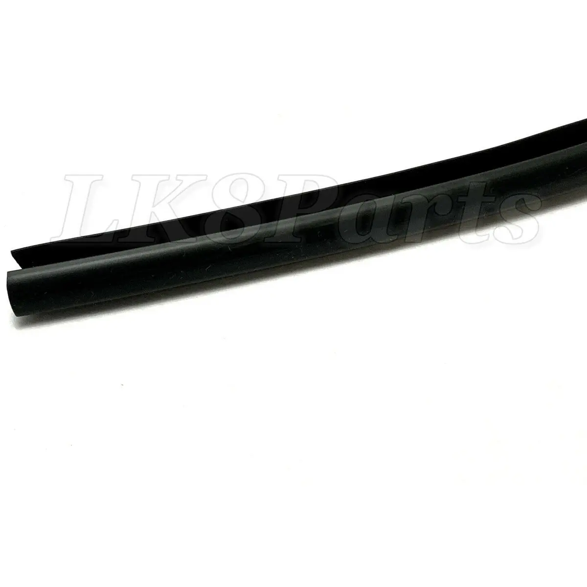 Windshield Upper Moulding 1