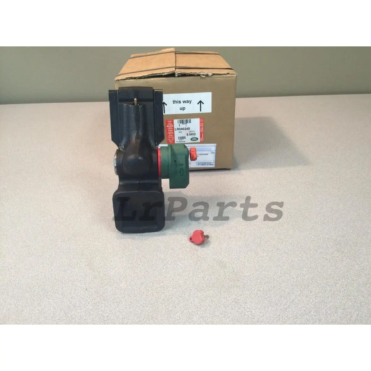 Tow Hitch Base – Genuine Land Rover 1