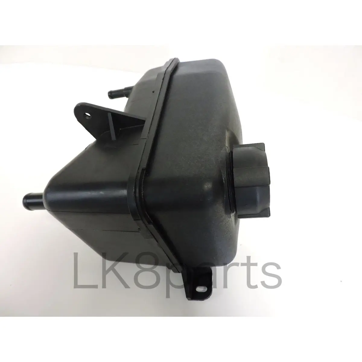 Radiator Expansion Tank With Cap 1