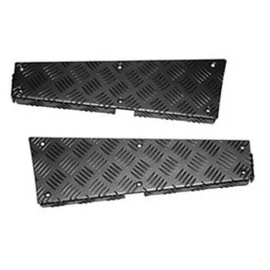 Rear Corner Chequer Plates Pair Black 1