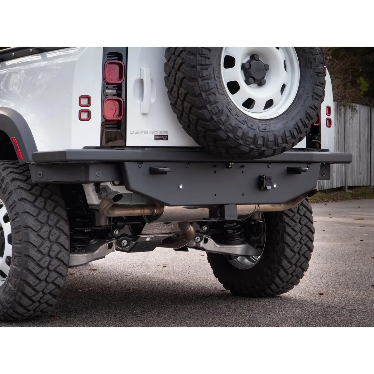 Sarek Autowerke Defender L663 Rear Aluminum Bumper 1