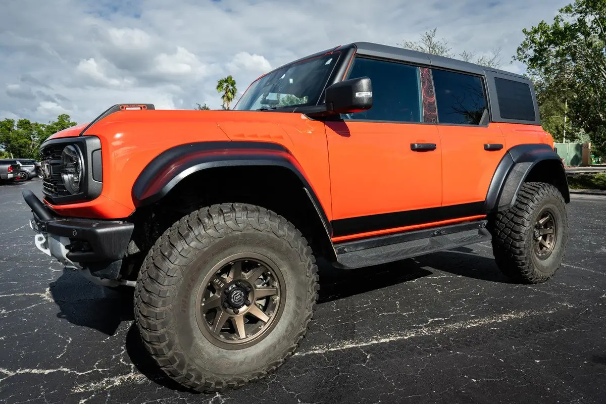 Topo B Pillar Protection Kit (Printed Series) - 2021+ Bronco 4 Door 2